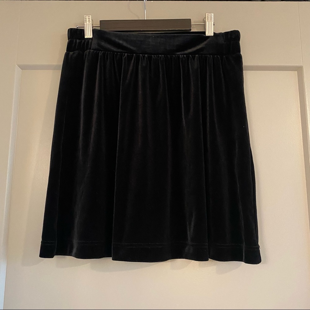 LOFT Outlet Black Velvet Mini Skirt